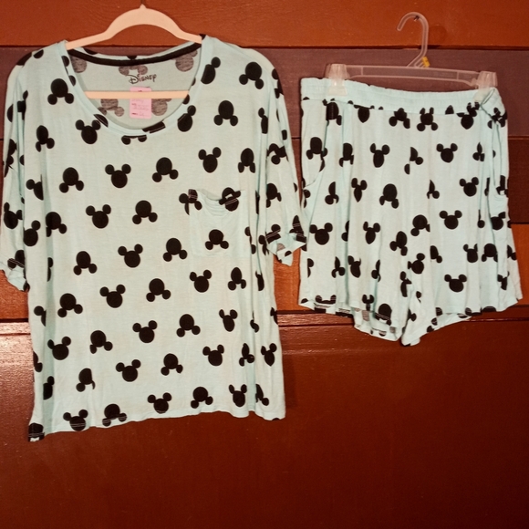Disney Mickey Mouse Large Cute Blue/black Short Sleeve top With Matching Shorts - Picture 5 of 9